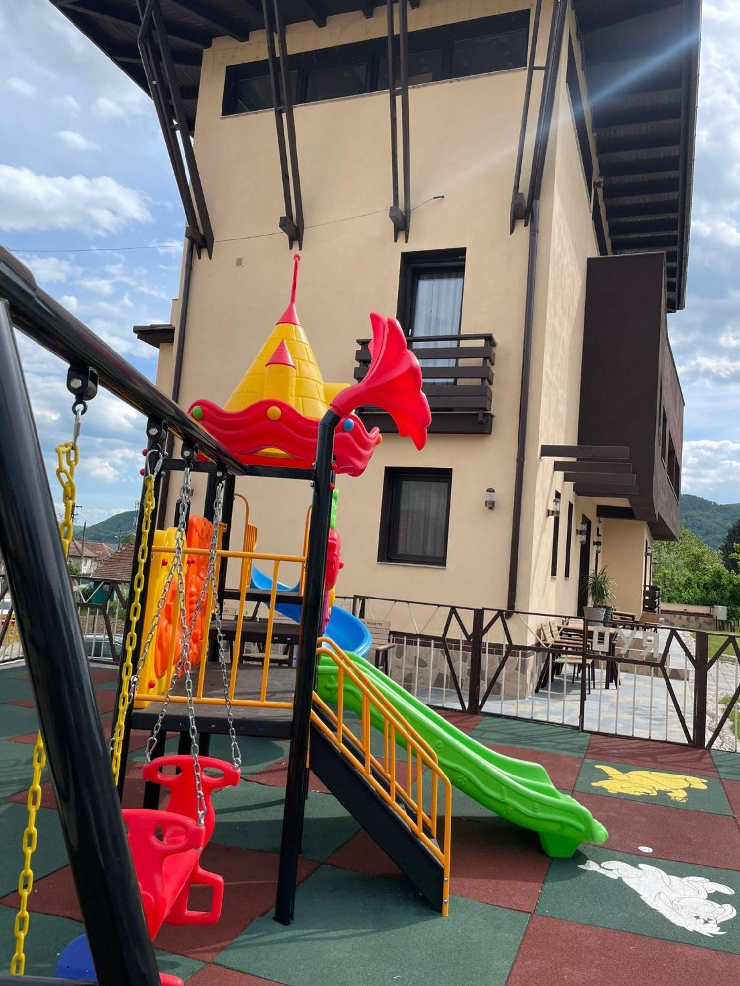El Ryo 2 Hotel Călimăneşti Exterior foto