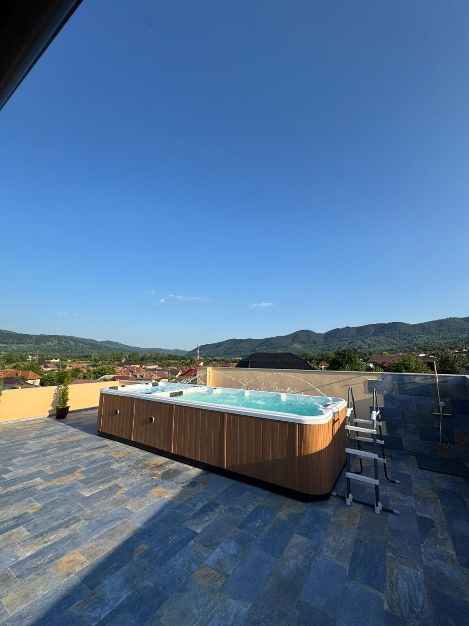 El Ryo 2 Hotel Călimăneşti Exterior foto